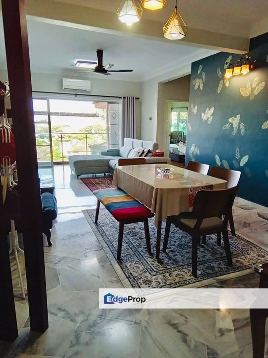 Villaria (Ampang)Corner Unit Wide @ Ampang Selangor FOR SALE, Selangor, Ulu Kelang