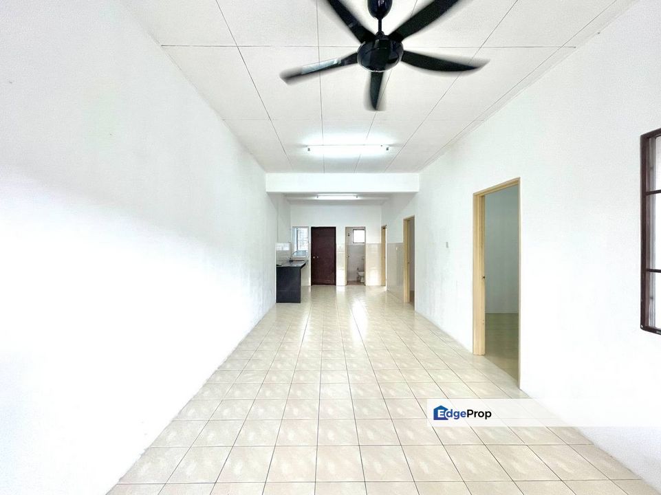  Desa Mutiara Intermediate Town House (upper unit) Bandar Country Homes Rawang Selangor, Selangor, Bandar Country Homes