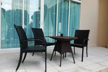 IOI Beverly Row @ IOI Resort City