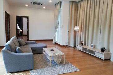 IOI Beverly Row @ IOI Resort City