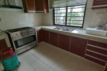 Bungalow For Rent - Mutiara Damansara