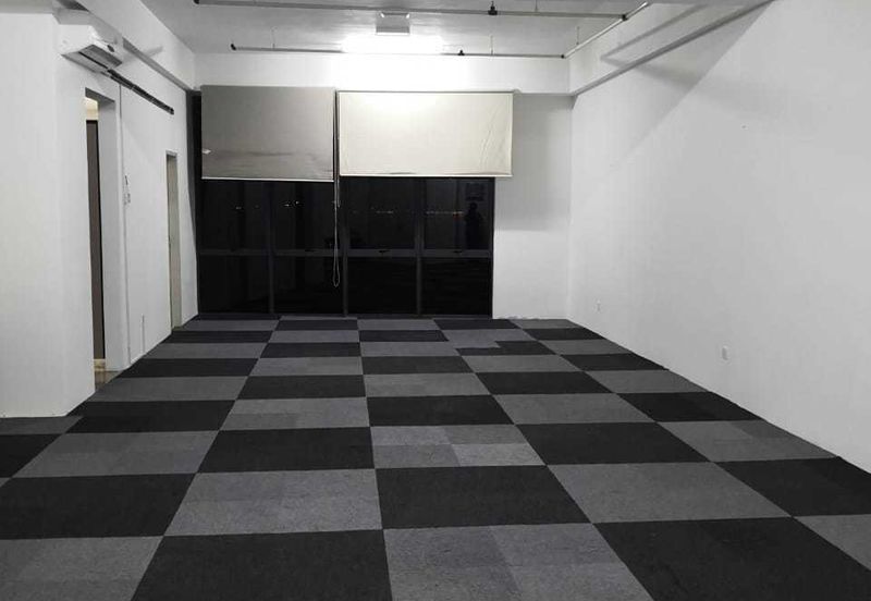 Kenwingston Square Garden