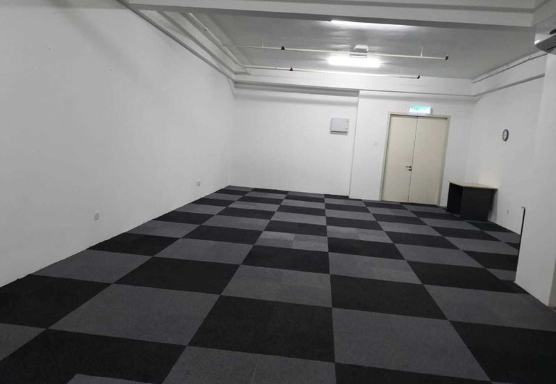 Kenwingston Square Garden