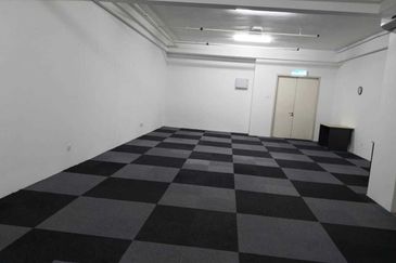 Kenwingston Square Garden