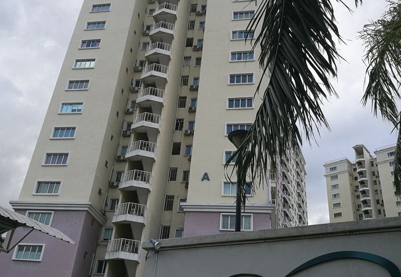 Juta Mines Condo
