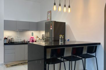 Equine Residence @ Equine Park