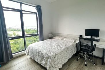 Kenwingston Square Garden