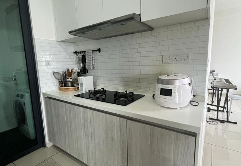 Kenwingston Square Garden