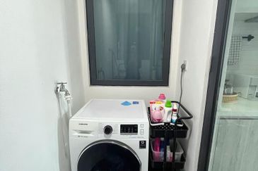 Kenwingston Square Garden