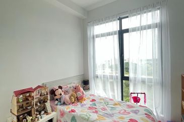 Kenwingston Square Garden