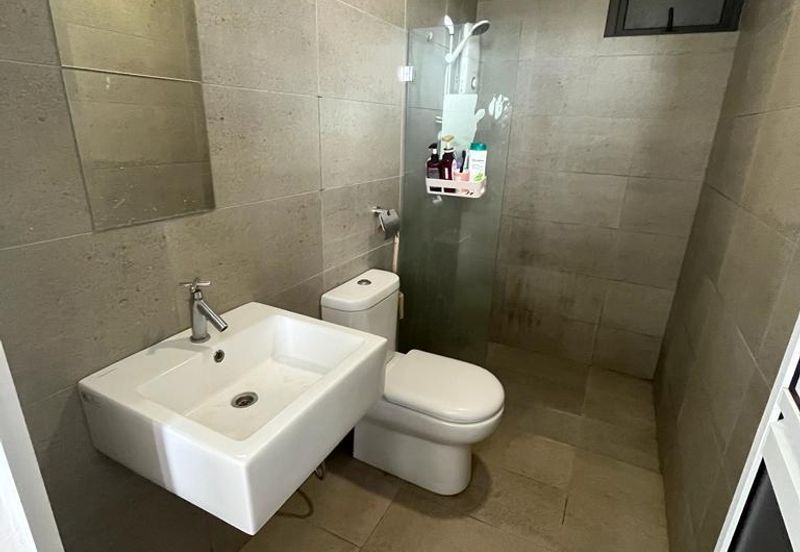 Kenwingston Square Garden