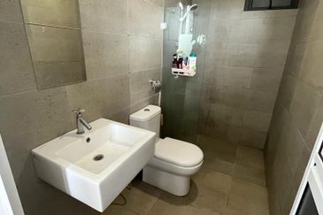 Kenwingston Square Garden