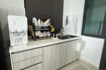 Kenwingston Square Garden