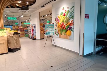 Kenwingston Square Garden