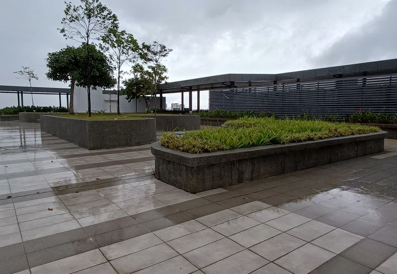 Kenwingston Square Garden