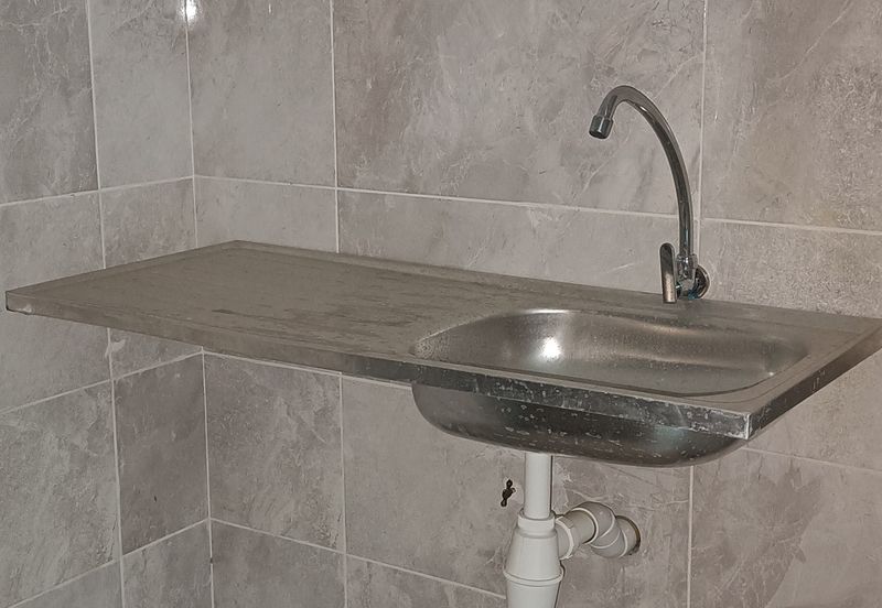 Kenwingston Square Garden