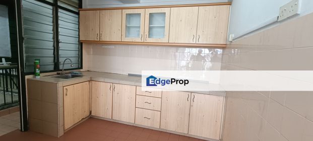 Pangsapuri Seri Indah, Seri Kembangan - 3 Rooms Apartment For Sale, Selangor, Seri Kembangan