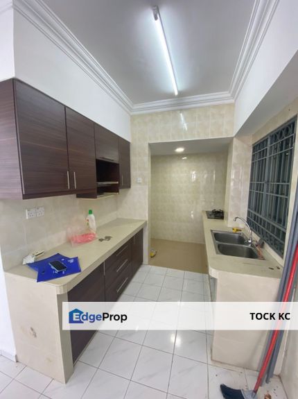 Vista Impiana Bukit Serdang Seri Kembangan - Condo For Rent, Selangor, Seri Kembangan