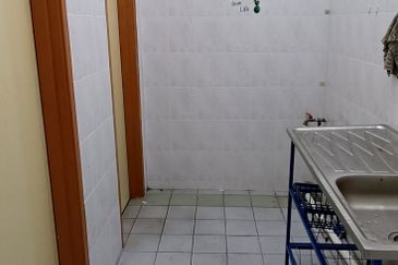 Senawang Commercial Park, Senawang Taipan, Seremban - Office For Sale