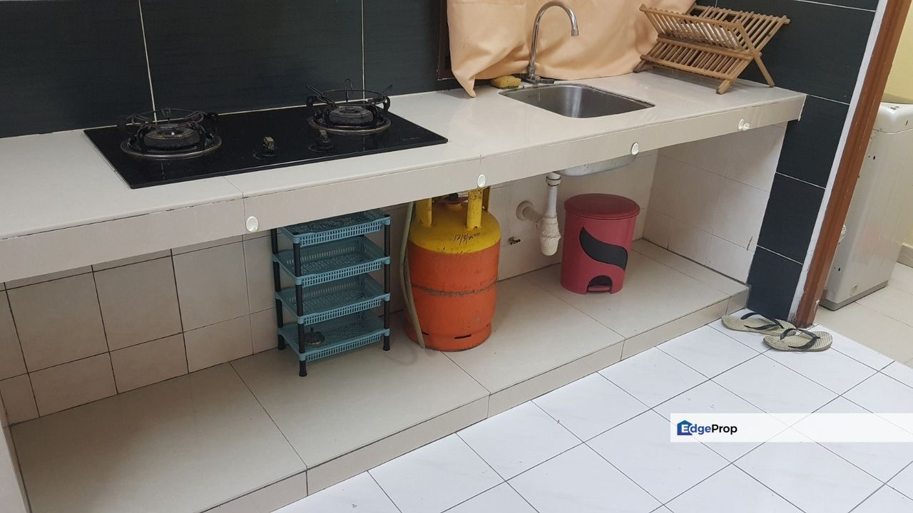 Vista Impiana Bukit Serdang, Seri Kembangan - Studio For Rent, Selangor, Seri Kembangan