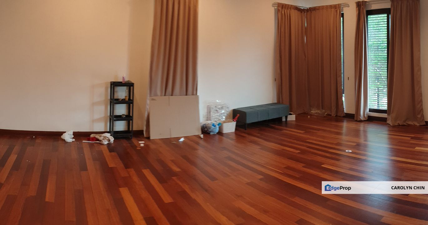 3 STOREY SEMI-D (Restrees Nice View), Selangor, USJ