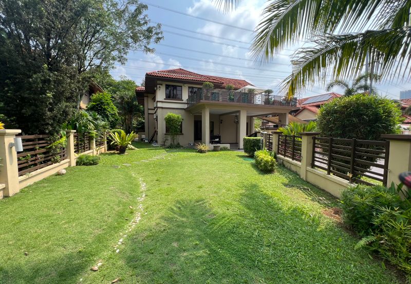 FOR SALE MODERN BUNGALOW LAMAN ARA DAMANSARA