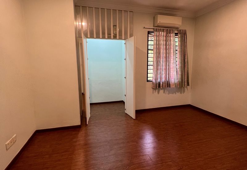 FOR SALE MODERN BUNGALOW LAMAN ARA DAMANSARA