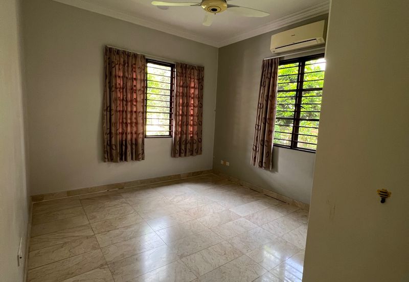 FOR SALE MODERN BUNGALOW LAMAN ARA DAMANSARA