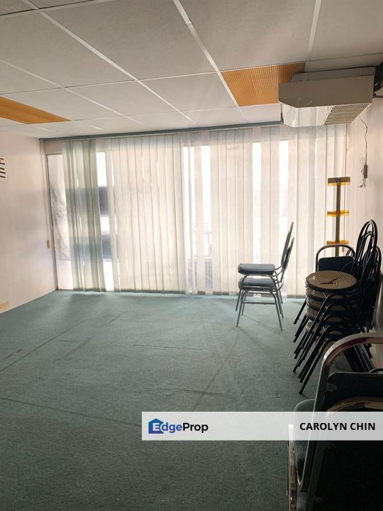 READY AT HAND ADJOINING SHOP UNITS @ SS 21 DAMANSARA UTAMA UPTOWN FOR SALE., Selangor, Damansara Utama