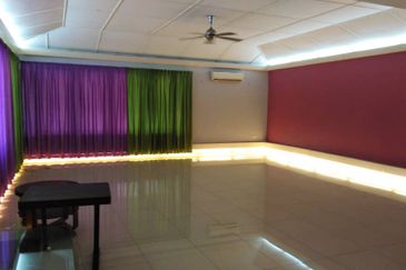 Single Storey Bungalow at Section 5, Petaling Jaya For Sale