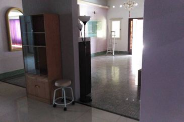 Single Storey Bungalow at Section 5, Petaling Jaya For Sale