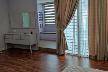 3 Storey Semi Detached 1080 Residece Kajang For Sale 