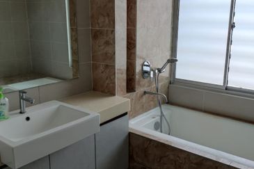 3 Storey Semi Detached 1080 Residece Kajang For Sale 