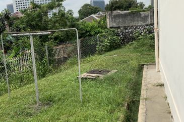 Section 12, PJ Unique Single Storey House For Sale (Price Review)