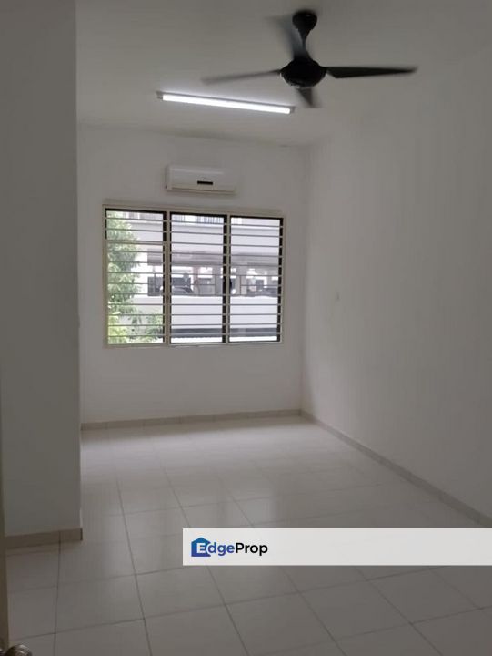 The Garden Semenyih 2 sty house partially renovated for sale, Selangor, Semenyih