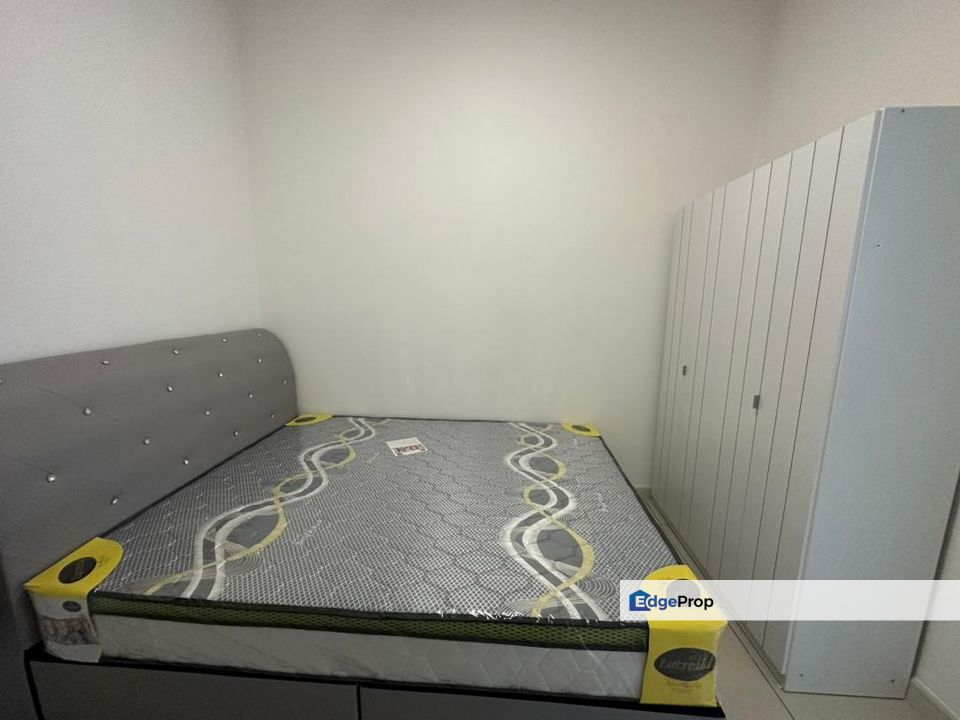 Savanna executives suites fully furnished immediate move in near ukm, Selangor, Bangi