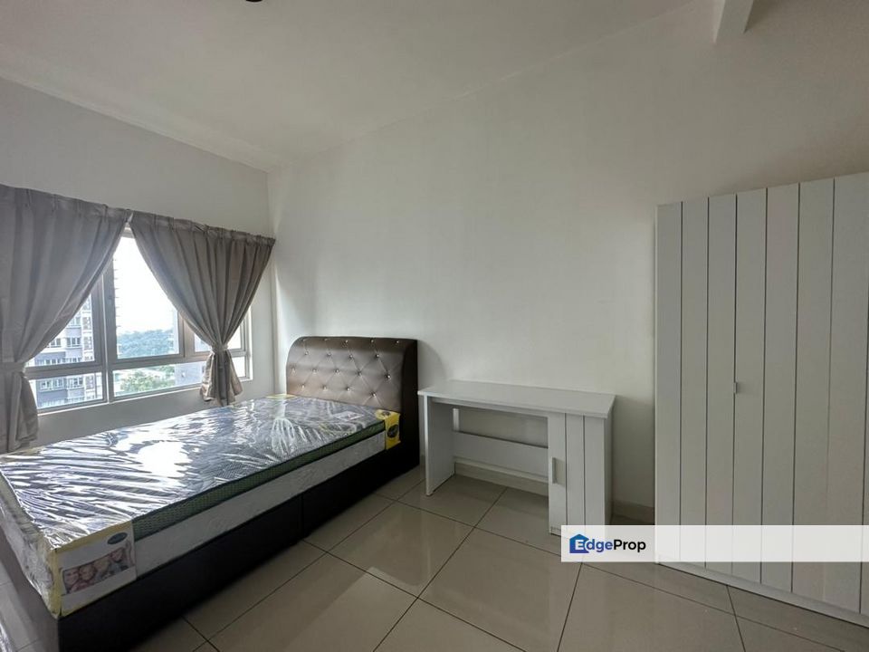Savanna executives suites fully furnished immediate move in near ukm, Selangor, Bangi