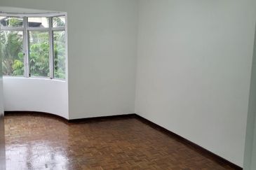 Dahlia Apartment, Subang Perdana