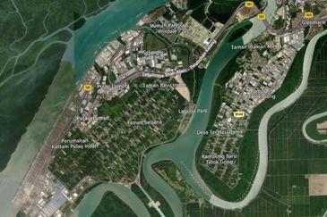 West Port, Pulau Indah