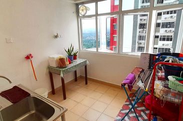 Main Place Residence