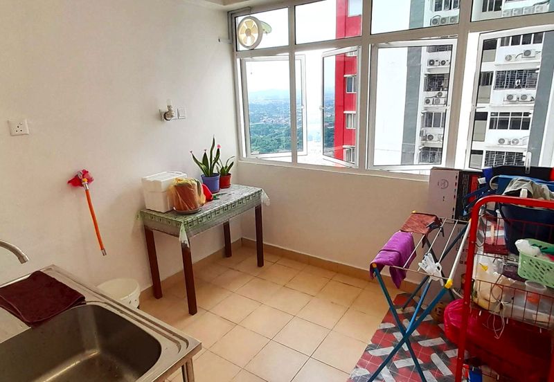 Main Place Residence