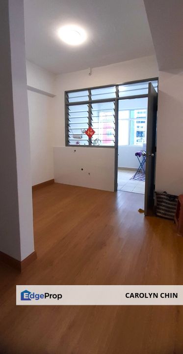 Main Place - Service Residence, USJ21 Subang Jaya., Selangor, USJ