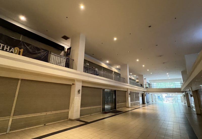 Ritze Perdana Business Center