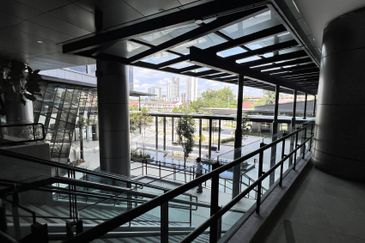 Section 13 (Seksyen 13)