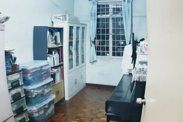 Subang Perdana Goodyear Court 8