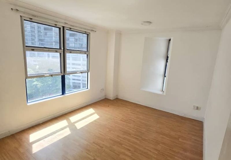 Impiana on the Waterfront