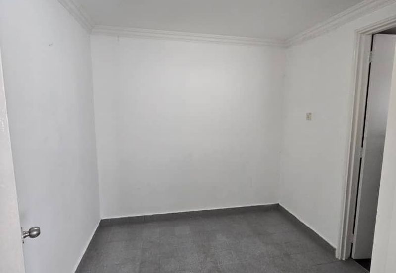 Impiana on the Waterfront