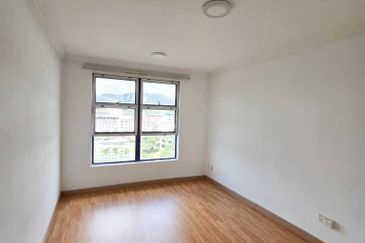 Impiana on the Waterfront