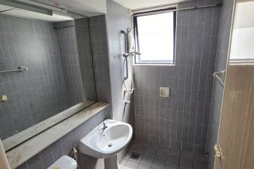 Impiana on the Waterfront