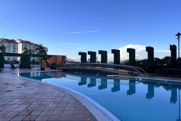 Perdana Exclusive Condominium